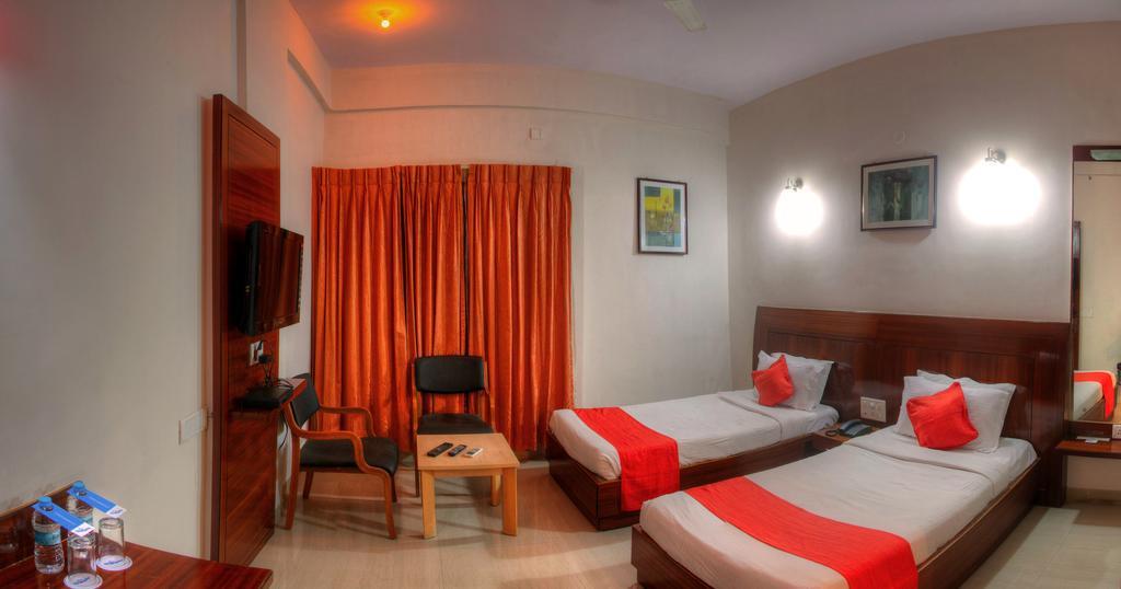 Hotel By The Way Mysuru Pokój zdjęcie