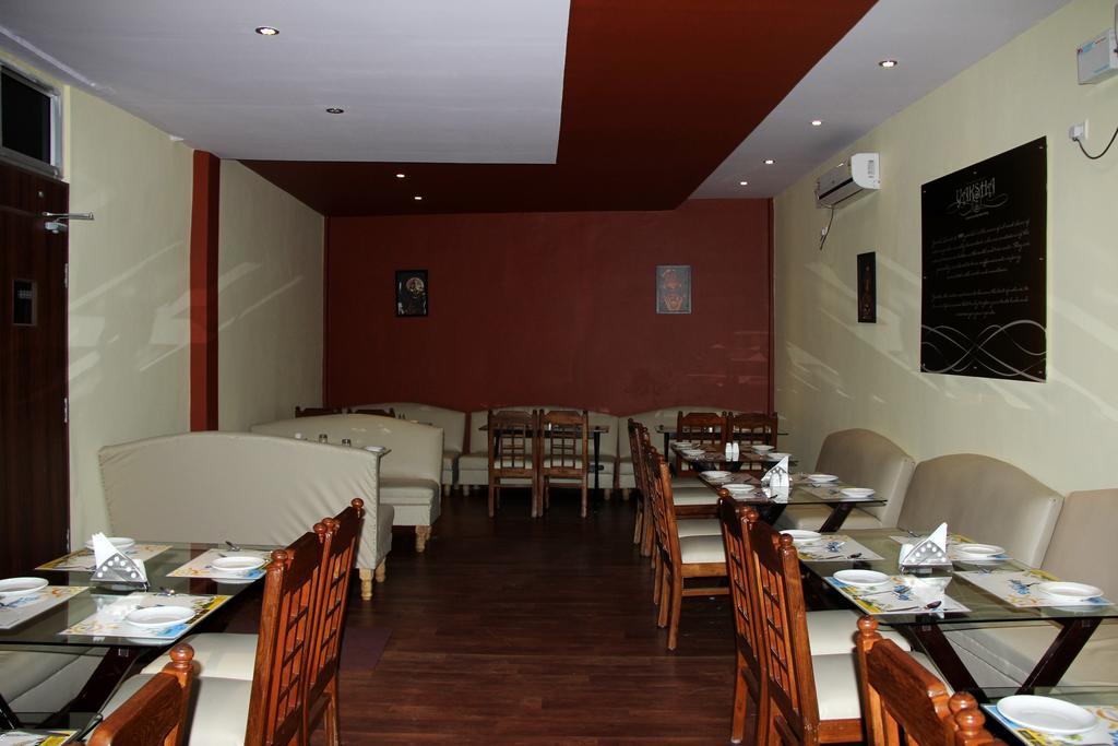 Hotel By The Way Mysuru Zewnętrze zdjęcie
